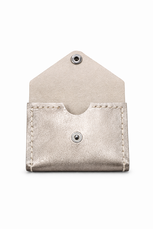 El Yapımı Hakiki Deri Akordeon Kartlık – 10 Kart Kapasiteli Kompakt Tasarım