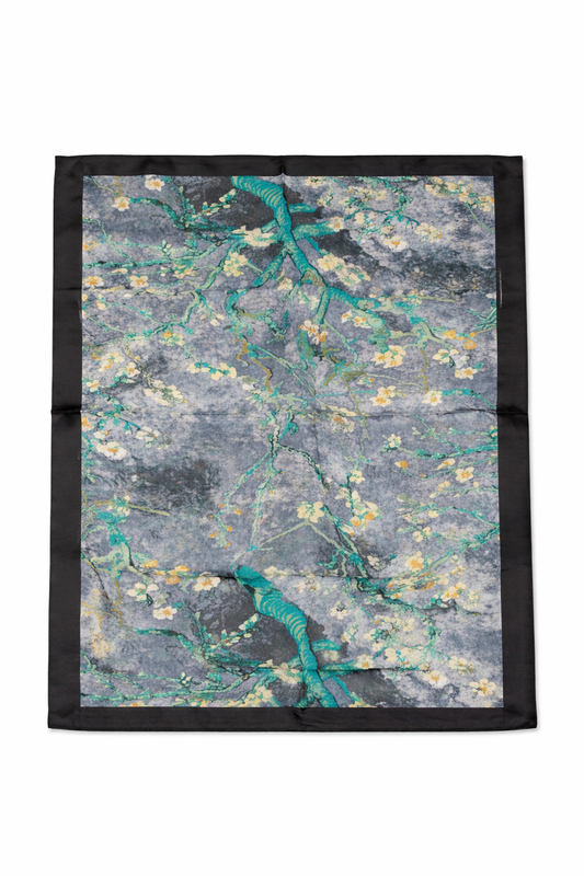 Siyah Kenar Detaylı Yeşil Dal Desenli %100 Saf İpek Fular