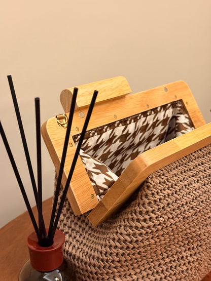 El Yapımı Ahşap Saplı Rafya Clutch Çanta