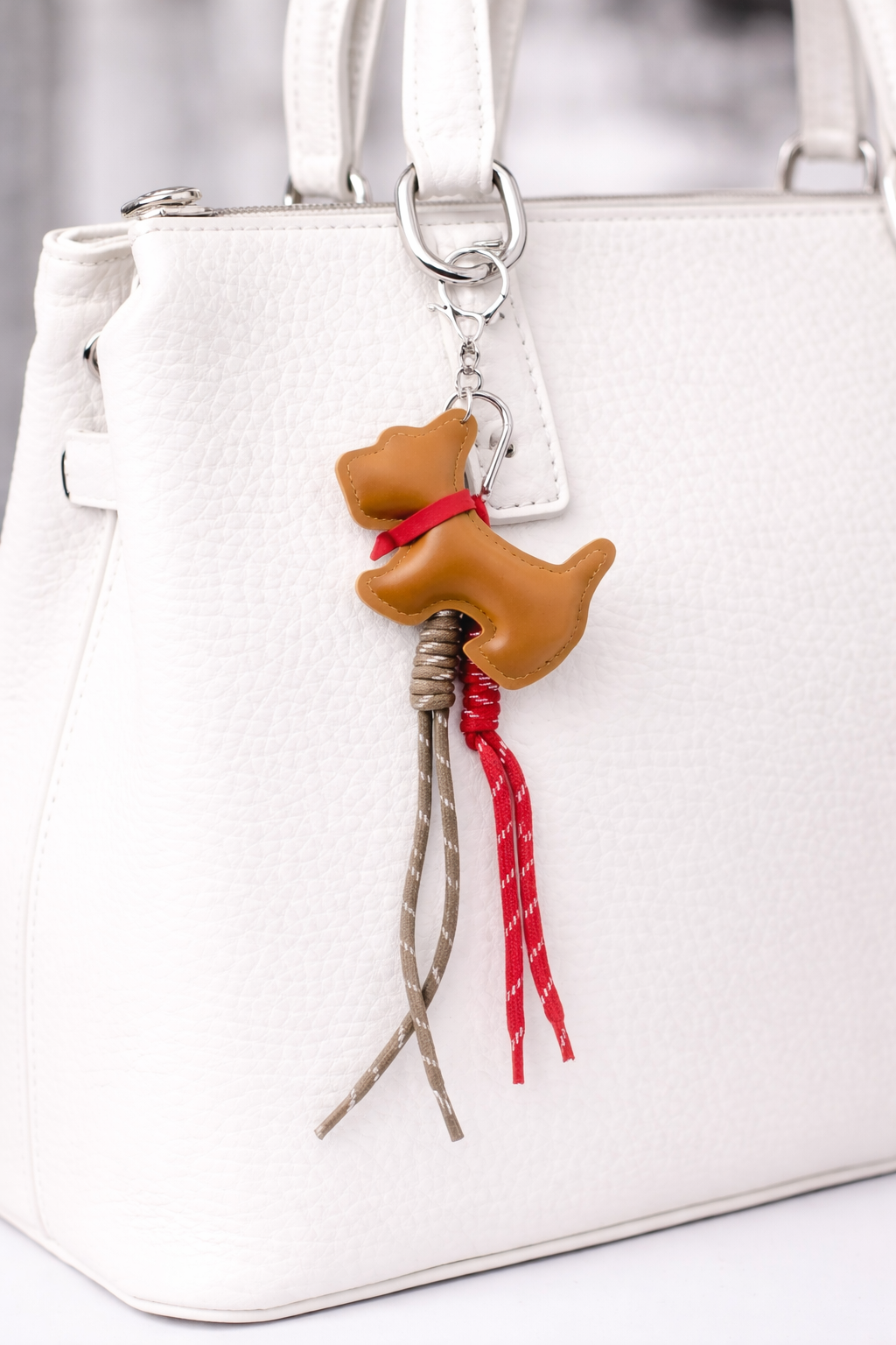 Köpek Figürlü Çanta Charmı & Anahtarlık (Taba)