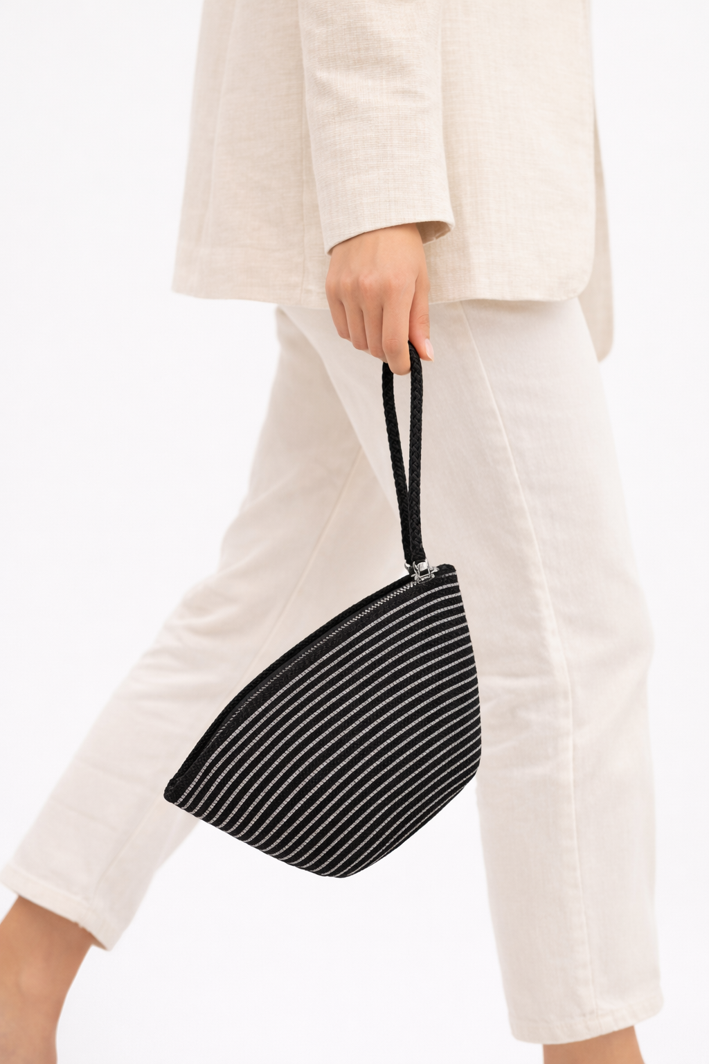 Mini Hasır Clutch Çanta – Çizgili Şık Kadın El Çantası