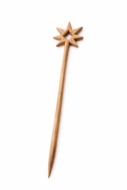 El Yapımı Ahşap Yıldız Desenli Topuz Maşası – 26 cm